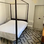 Antica Casa A Corte In Paese *