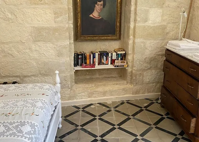 Antica Casa A Corte In Paese * Vernole