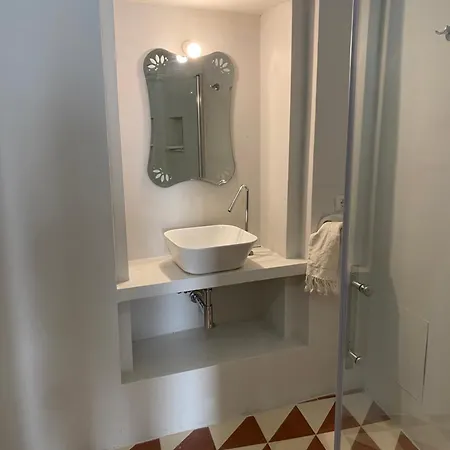Antica Casa A Corte In Paese Holiday home