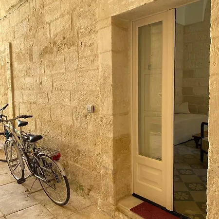 Antica Casa A Corte In Paese