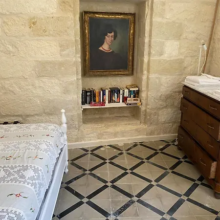 Antica Casa A Corte In Paese * Vernole