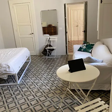 Antica Casa A Corte In Paese Holiday home